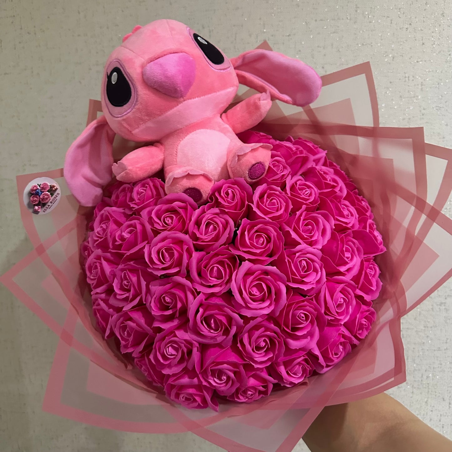 Buchet 51 Trandafiri + Stitch Mediu