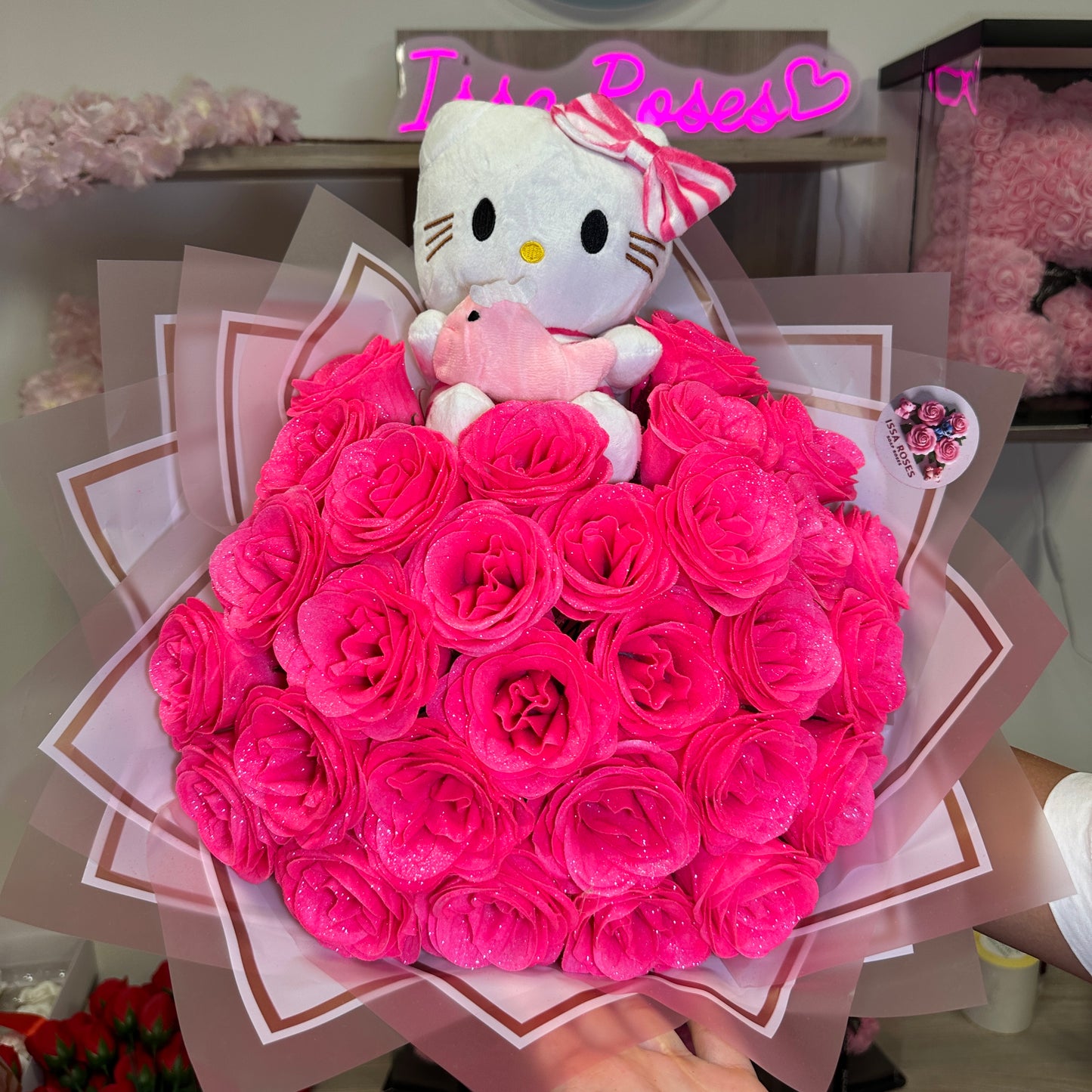 Buchet 29 Trandafiri Premium sclipici + Hello Kitty