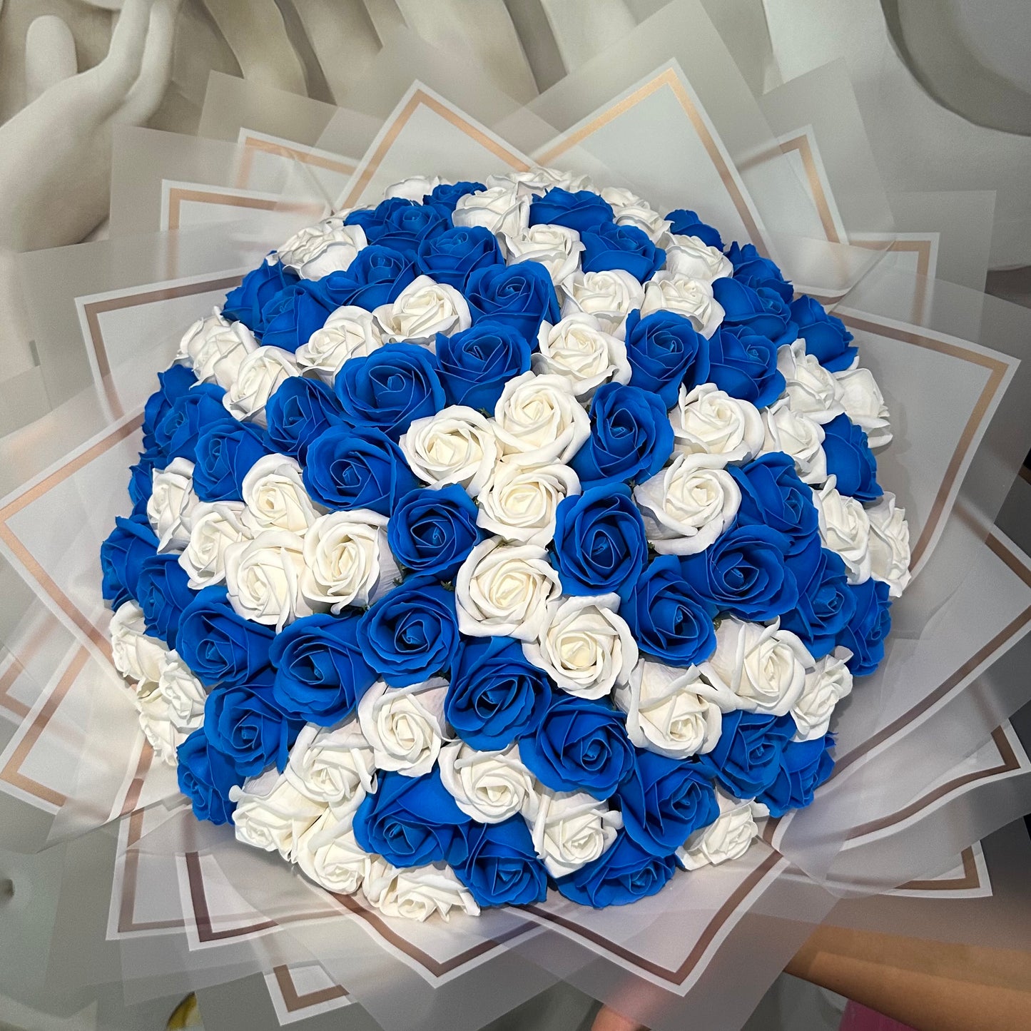 Buchet 101 trandafiri clasici