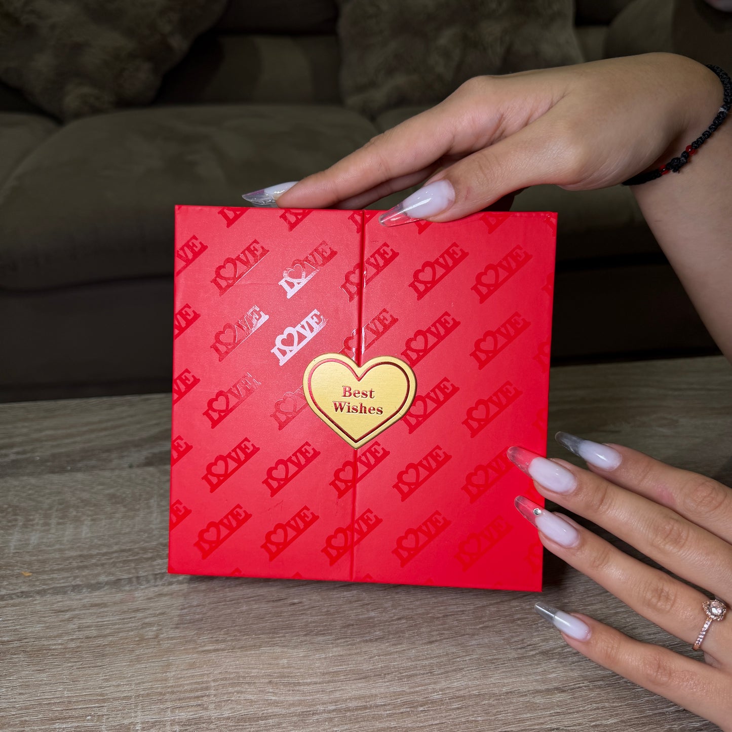 Love Box + Lantisor Cadou