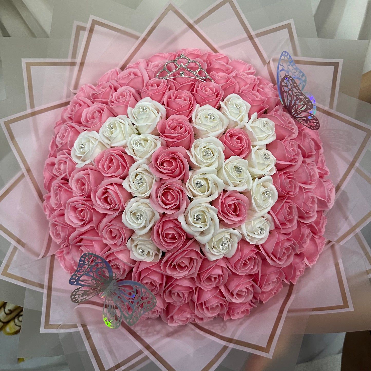 Buchet 101 trandafiri clasici