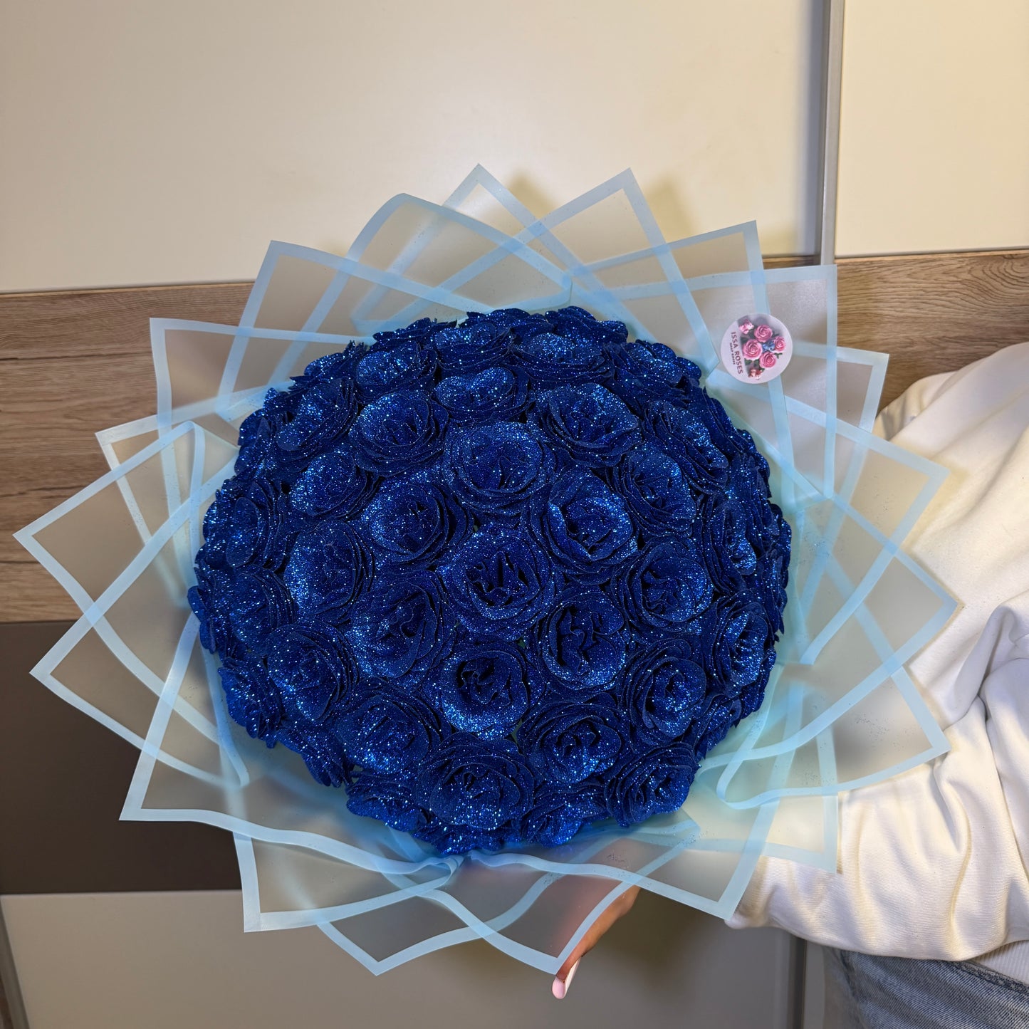 51 Trandafiri Premium cu sclipici