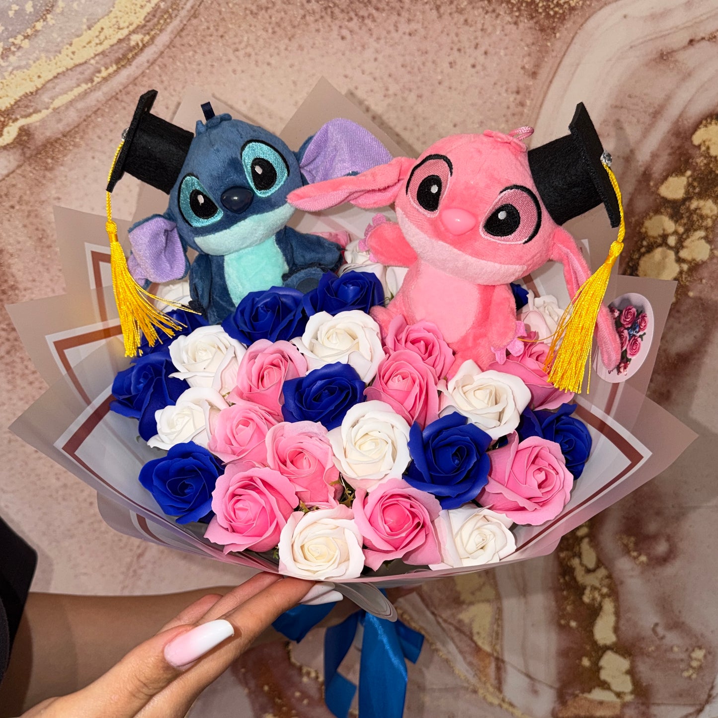 Buchet 31 Trandafiri Stitch&Angela Absolvire